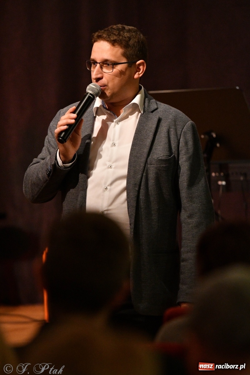 Zdjęcie w galerii na portalu naszraciborz.pl: Zamek zabrzmiał jesienną muzyką [FOTO i WIDEO] wiadomości z regionu