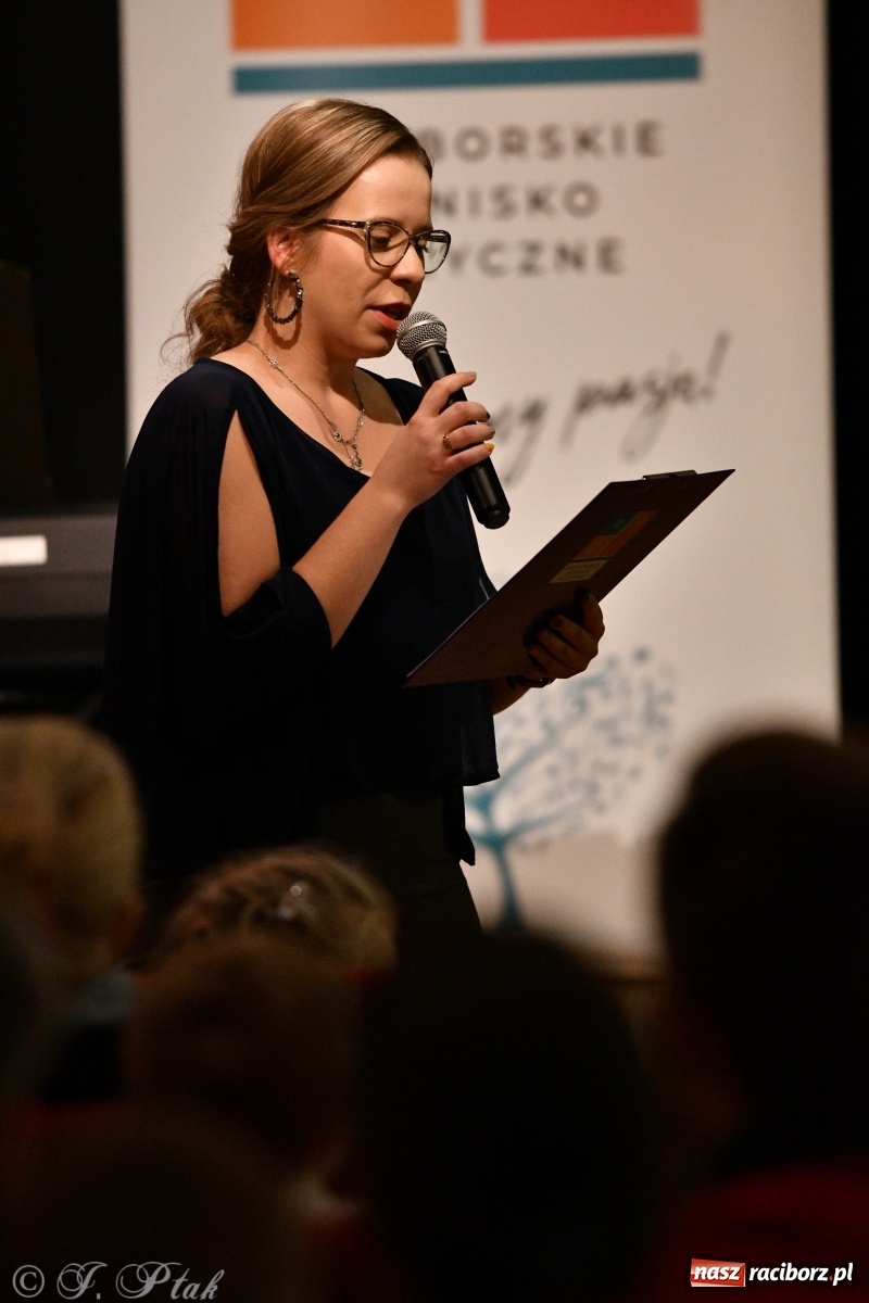 Zdjęcie w galerii na portalu naszraciborz.pl: Zamek zabrzmiał jesienną muzyką [FOTO i WIDEO] wiadomości z regionu