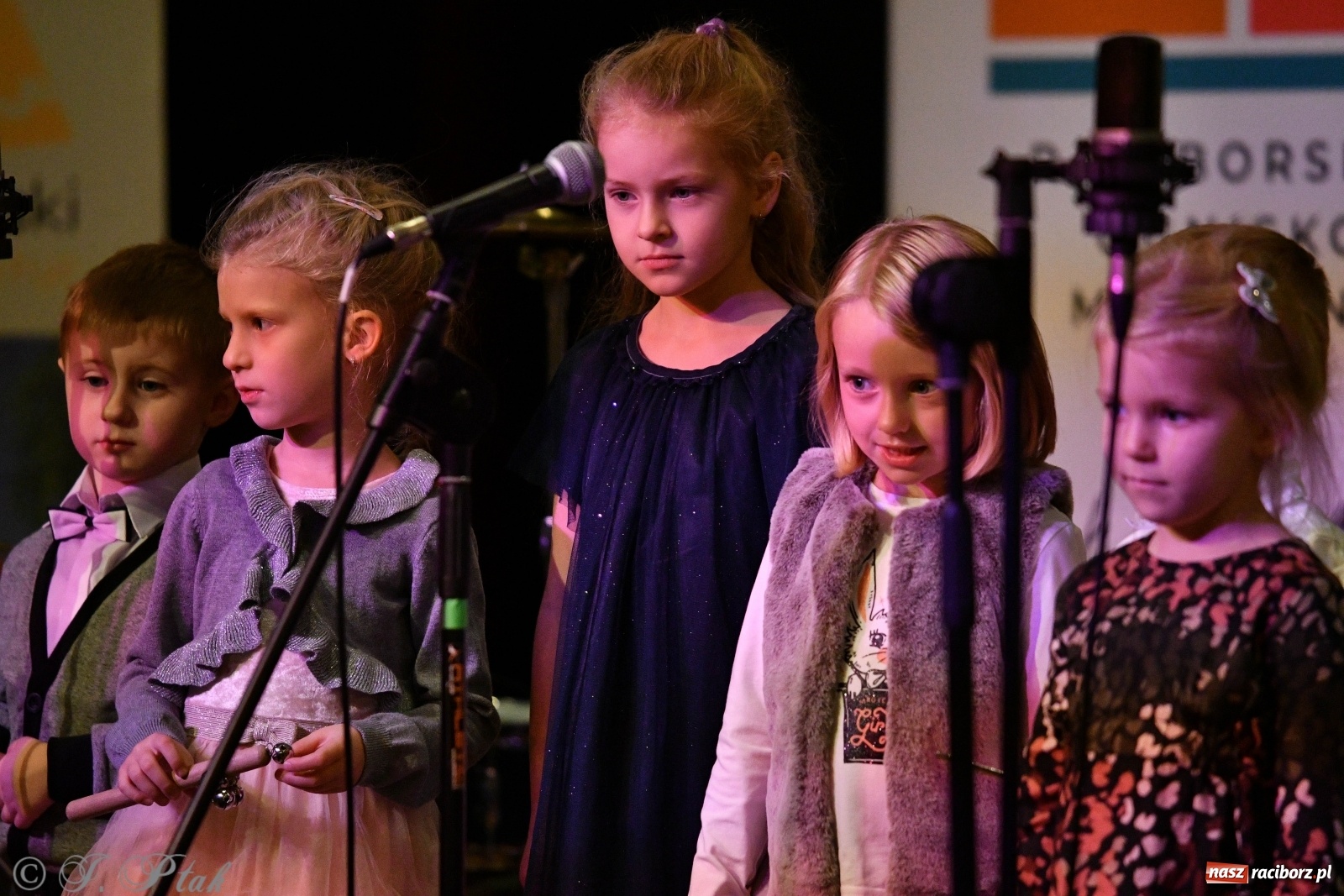 Zdjęcie w galerii na portalu naszraciborz.pl: Zamek zabrzmiał jesienną muzyką [FOTO i WIDEO] wiadomości z regionu