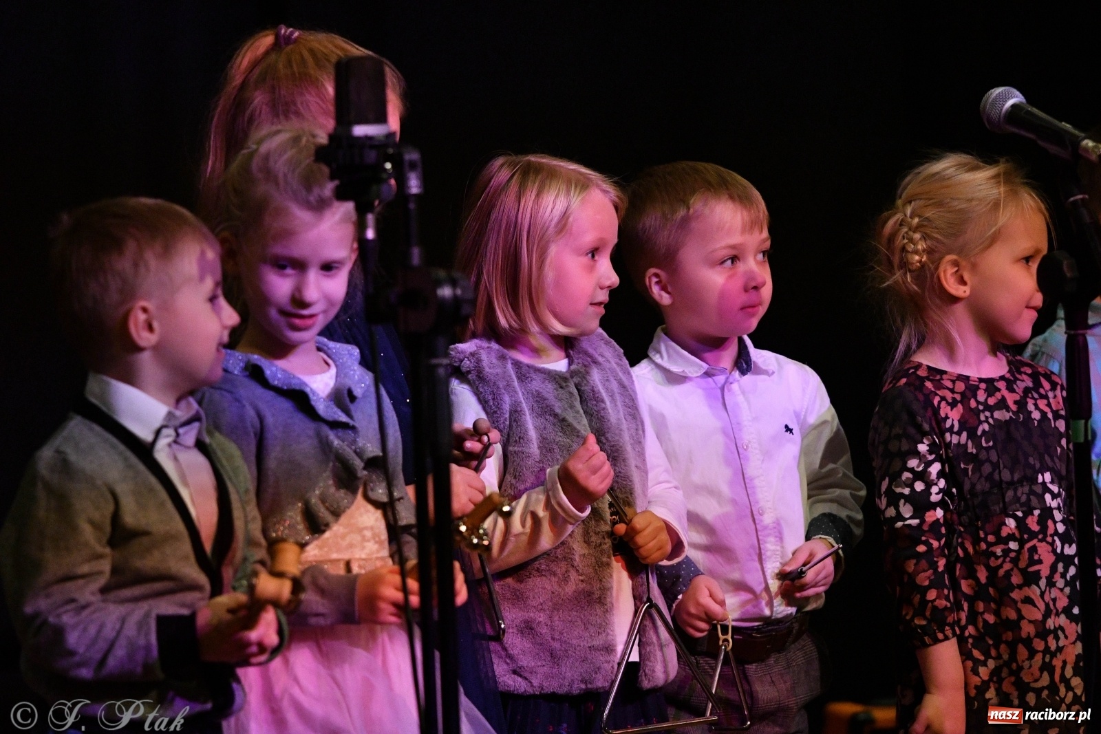 Zdjęcie w galerii na portalu naszraciborz.pl: Zamek zabrzmiał jesienną muzyką [FOTO i WIDEO] wiadomości z regionu