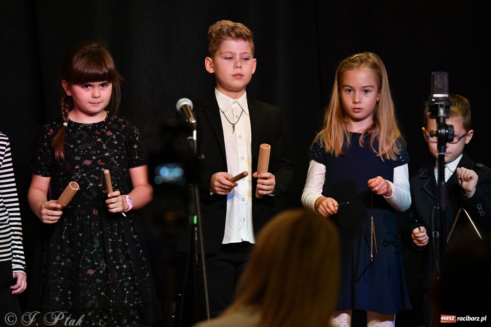 Zdjęcie w galerii na portalu naszraciborz.pl: Zamek zabrzmiał jesienną muzyką [FOTO i WIDEO] wiadomości z regionu