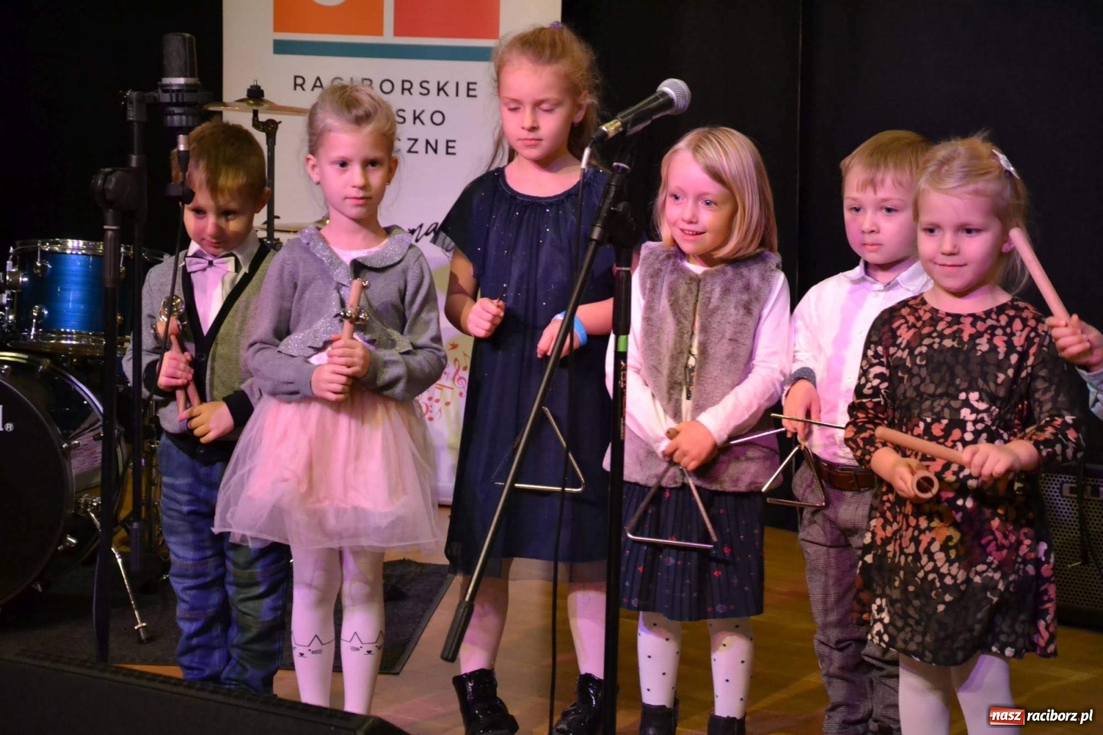 Zdjęcie w galerii na portalu naszraciborz.pl: Zamek zabrzmiał jesienną muzyką [FOTO i WIDEO] wiadomości z regionu