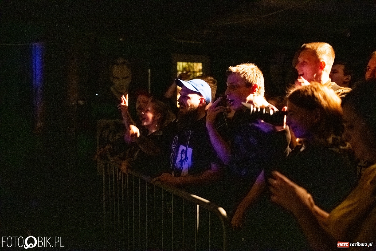 Zdjęcie w galerii na portalu naszraciborz.pl: O.S.T.R. na Przystanku Kulturalnym Koniec Świata wiadomości z regionu