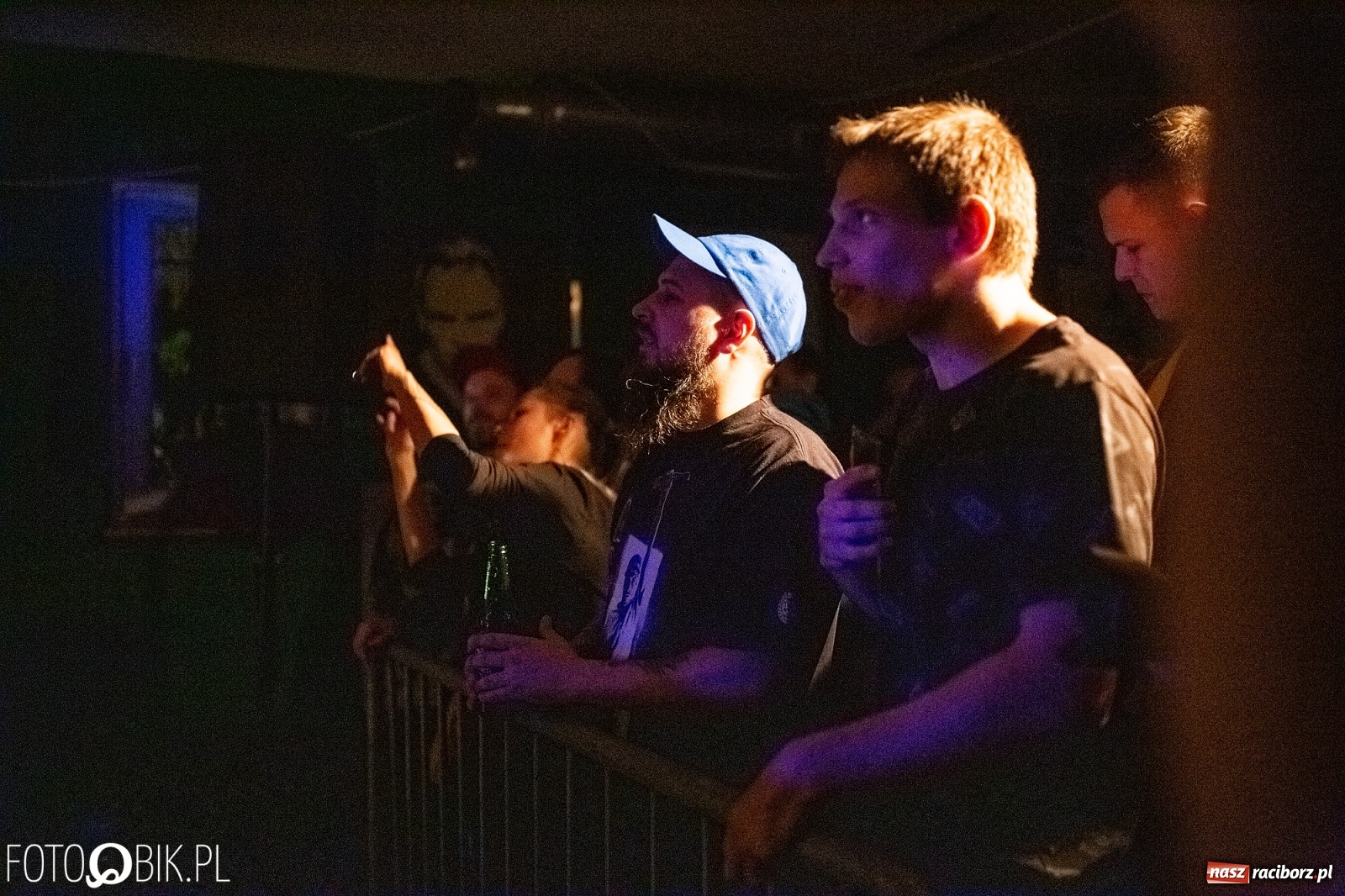 Zdjęcie w galerii na portalu naszraciborz.pl: O.S.T.R. na Przystanku Kulturalnym Koniec Świata wiadomości z regionu