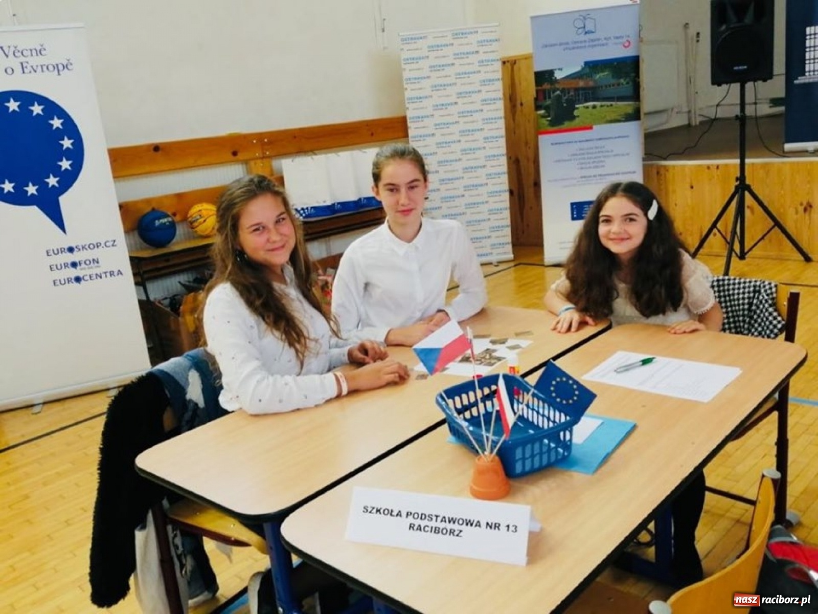 Zdjęcie w galerii na portalu naszraciborz.pl: Dziesięciolecie współpracy SP 13 ze szkołą w Ostrawie wiadomości z regionu