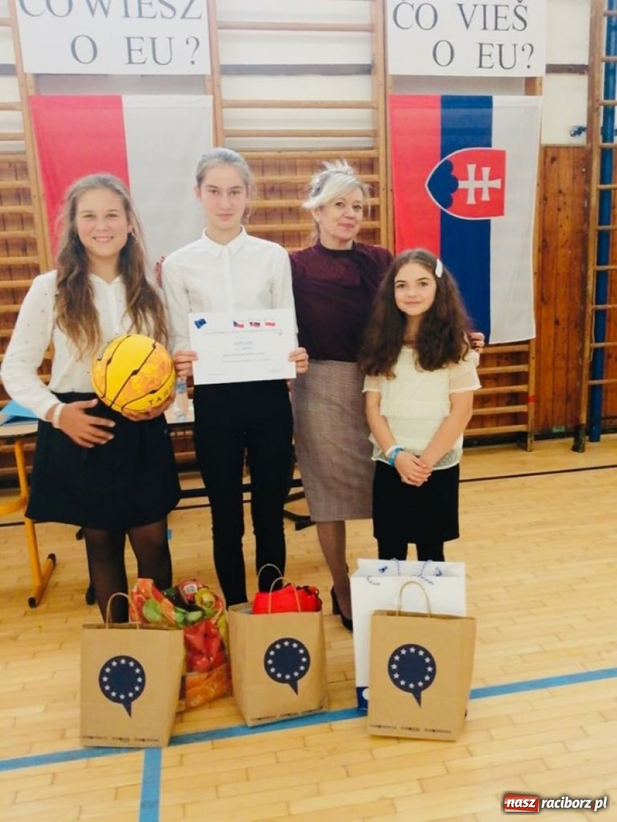 Zdjęcie w galerii na portalu naszraciborz.pl: Dziesięciolecie współpracy SP 13 ze szkołą w Ostrawie wiadomości z regionu