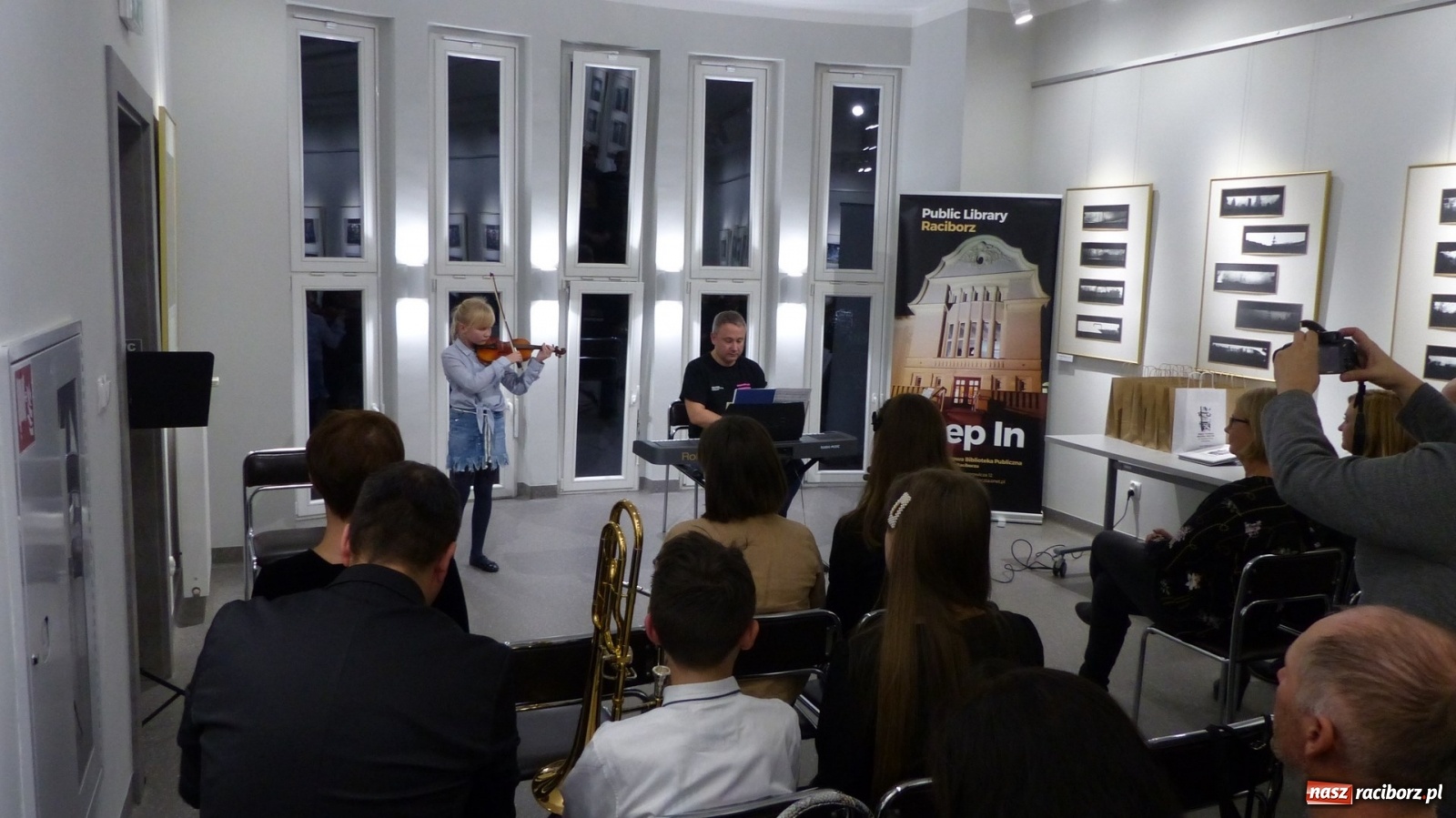 Zdjęcie w galerii na portalu naszraciborz.pl: Rozstrzygnięto konkurs Racibórz prozą zaczarowany wiadomości z regionu