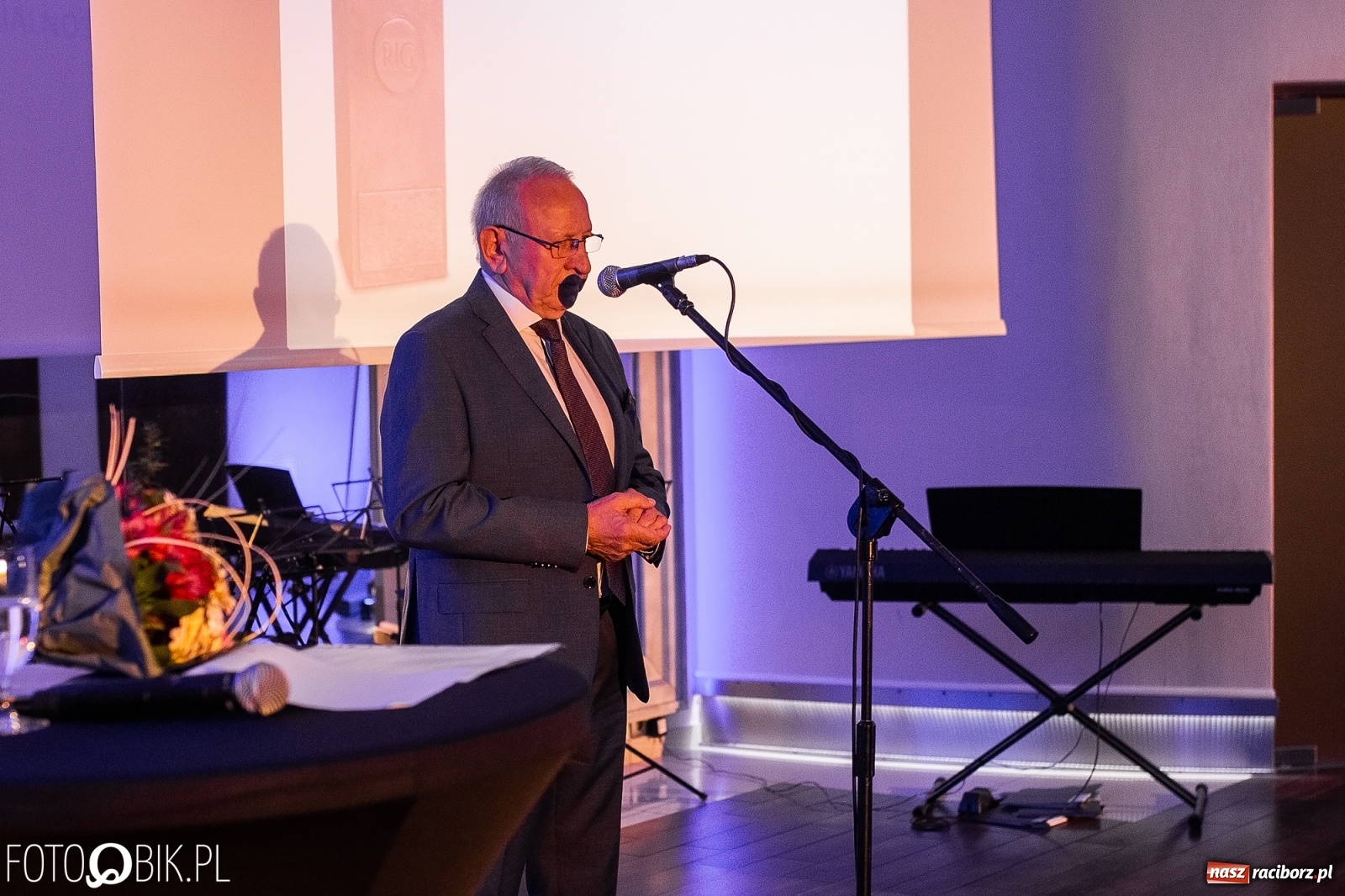 Zdjęcie w galerii na portalu naszraciborz.pl: Wręczono Filary Ziemi Raciborskiej [FOTO] wiadomości z regionu