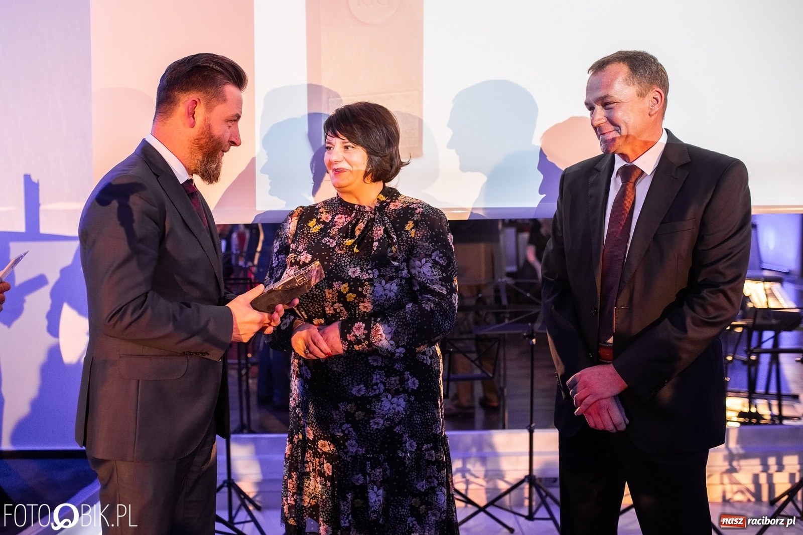 Zdjęcie w galerii na portalu naszraciborz.pl: Wręczono Filary Ziemi Raciborskiej [FOTO] wiadomości z regionu