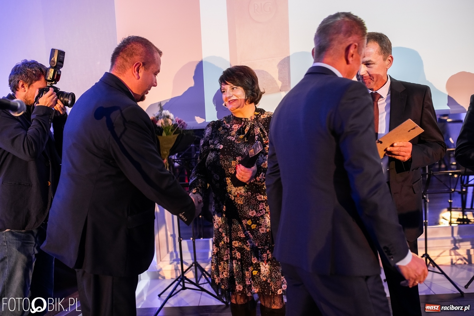 Zdjęcie w galerii na portalu naszraciborz.pl: Wręczono Filary Ziemi Raciborskiej [FOTO] wiadomości z regionu