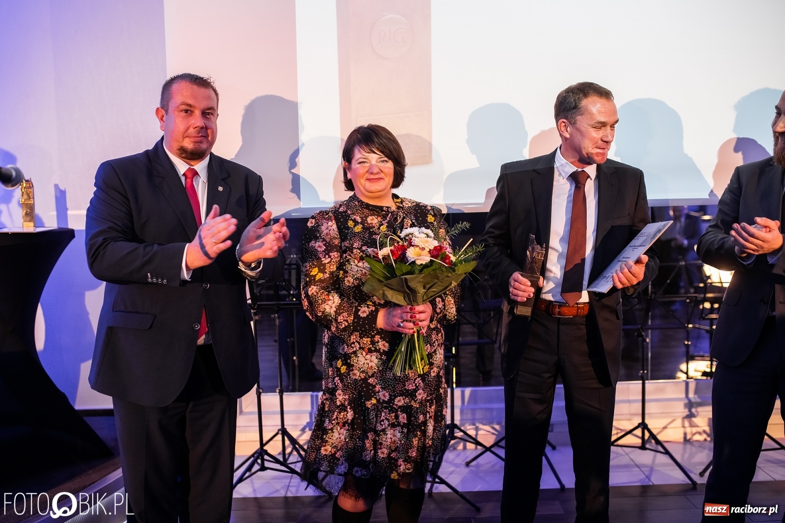 Zdjęcie w galerii na portalu naszraciborz.pl: Wręczono Filary Ziemi Raciborskiej [FOTO] wiadomości z regionu