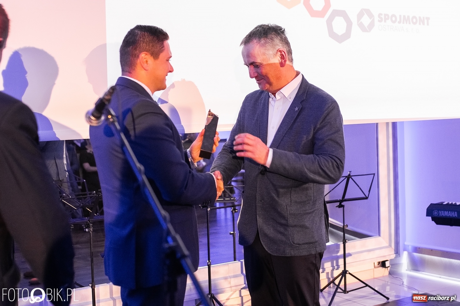 Zdjęcie w galerii na portalu naszraciborz.pl: Wręczono Filary Ziemi Raciborskiej [FOTO] wiadomości z regionu