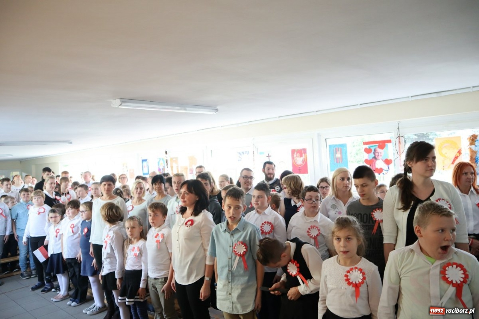 Zdjęcie w galerii na portalu naszraciborz.pl: Patriotycznie w ZSS, czyli 101. Rocznica Odzyskania Niepodległości  wiadomości z regionu
