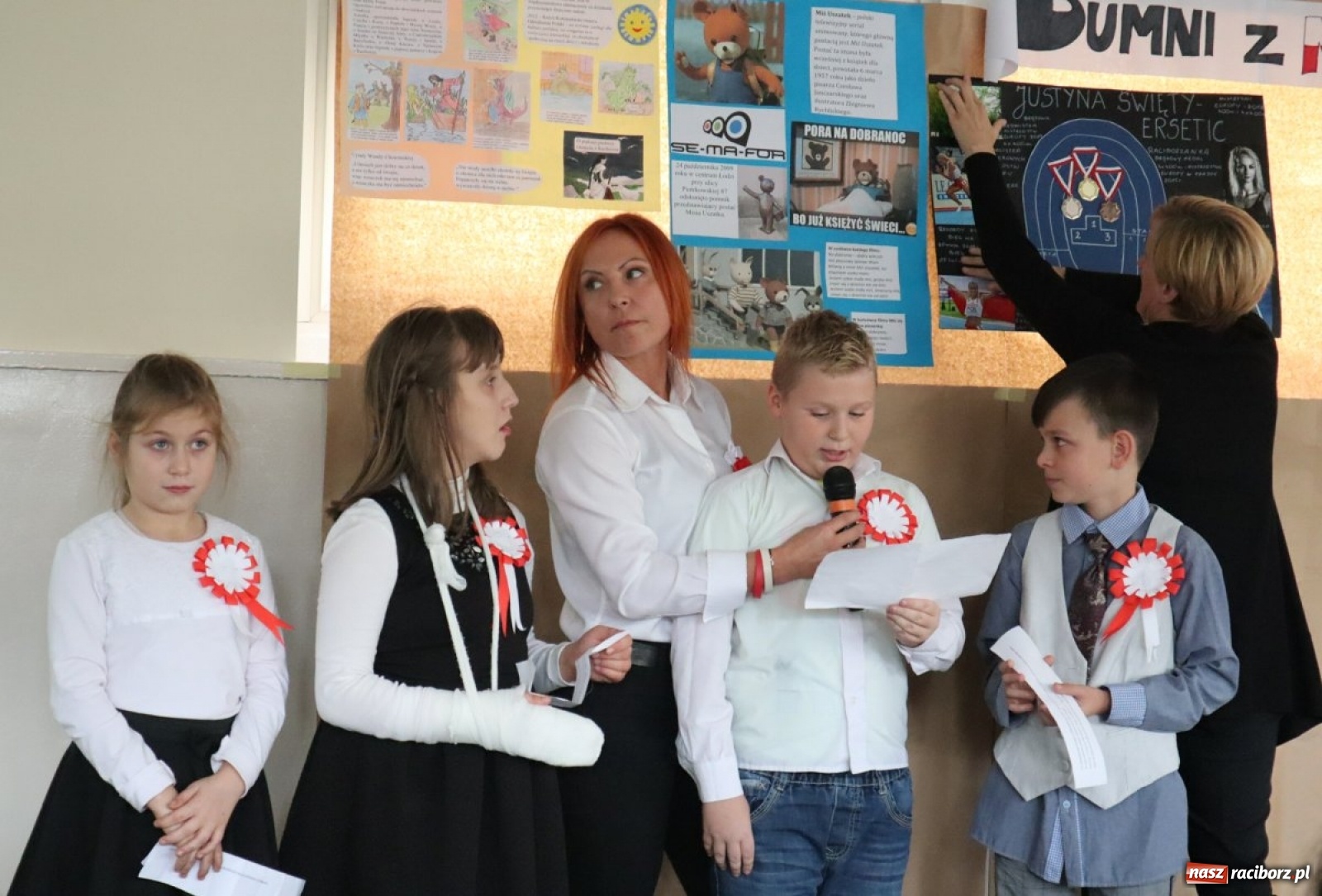 Zdjęcie w galerii na portalu naszraciborz.pl: Patriotycznie w ZSS, czyli 101. Rocznica Odzyskania Niepodległości  wiadomości z regionu