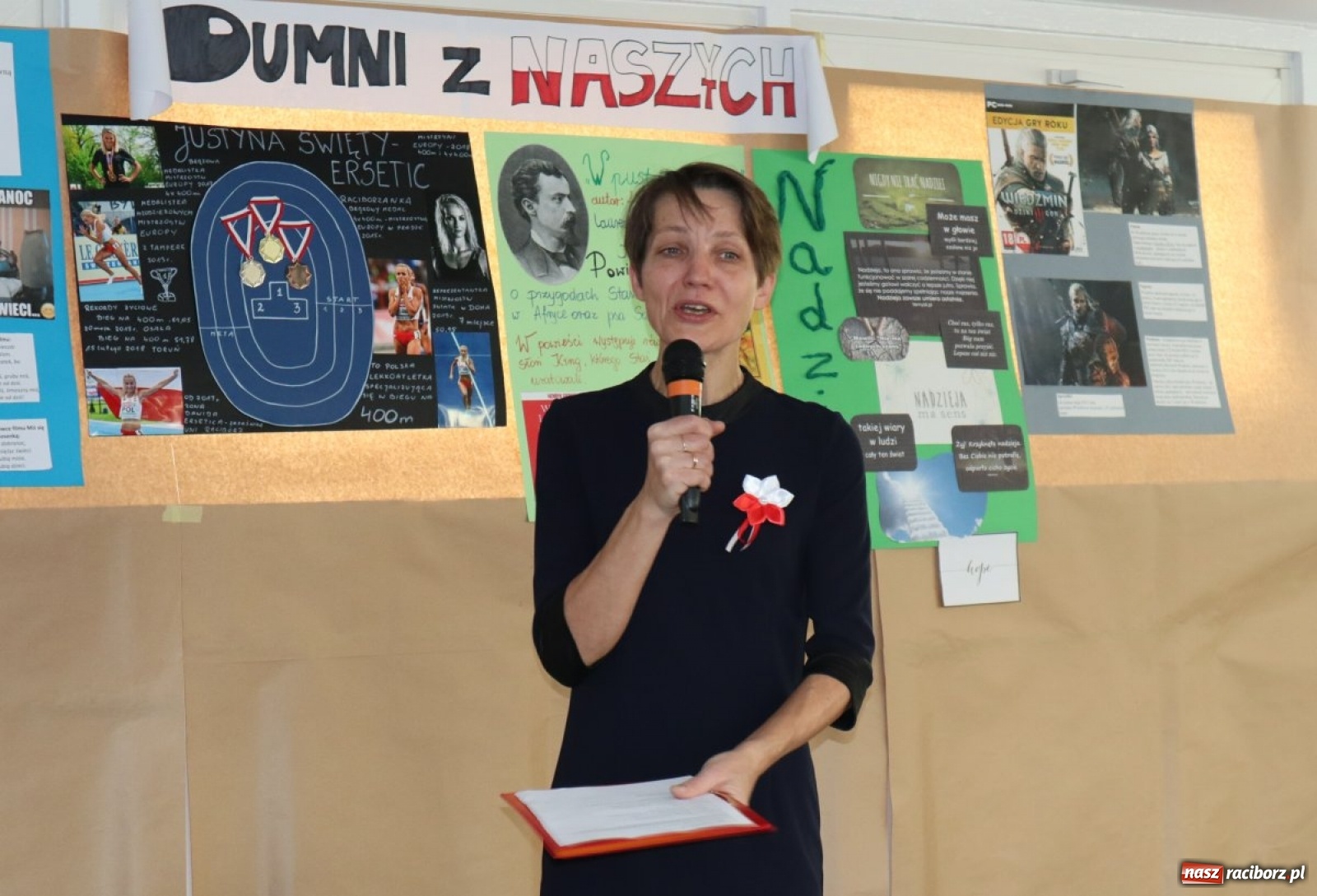 Zdjęcie w galerii na portalu naszraciborz.pl: Patriotycznie w ZSS, czyli 101. Rocznica Odzyskania Niepodległości  wiadomości z regionu