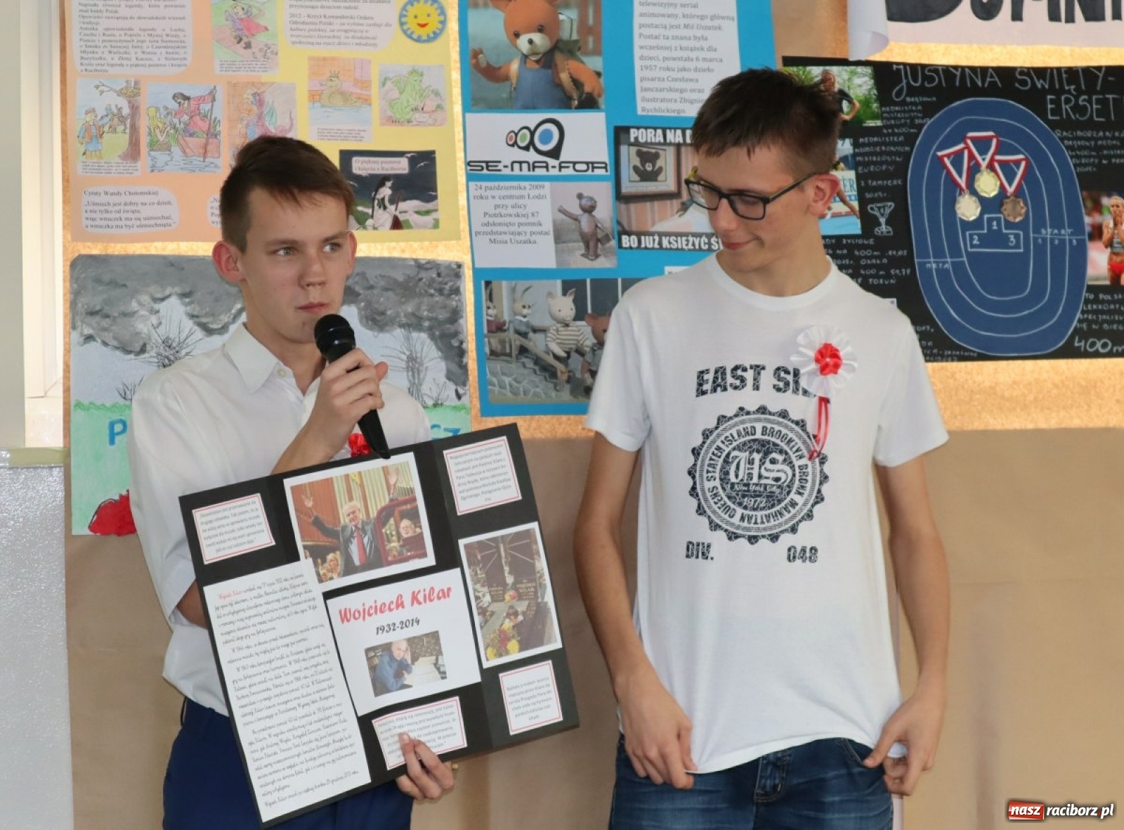 Zdjęcie w galerii na portalu naszraciborz.pl: Patriotycznie w ZSS, czyli 101. Rocznica Odzyskania Niepodległości  wiadomości z regionu