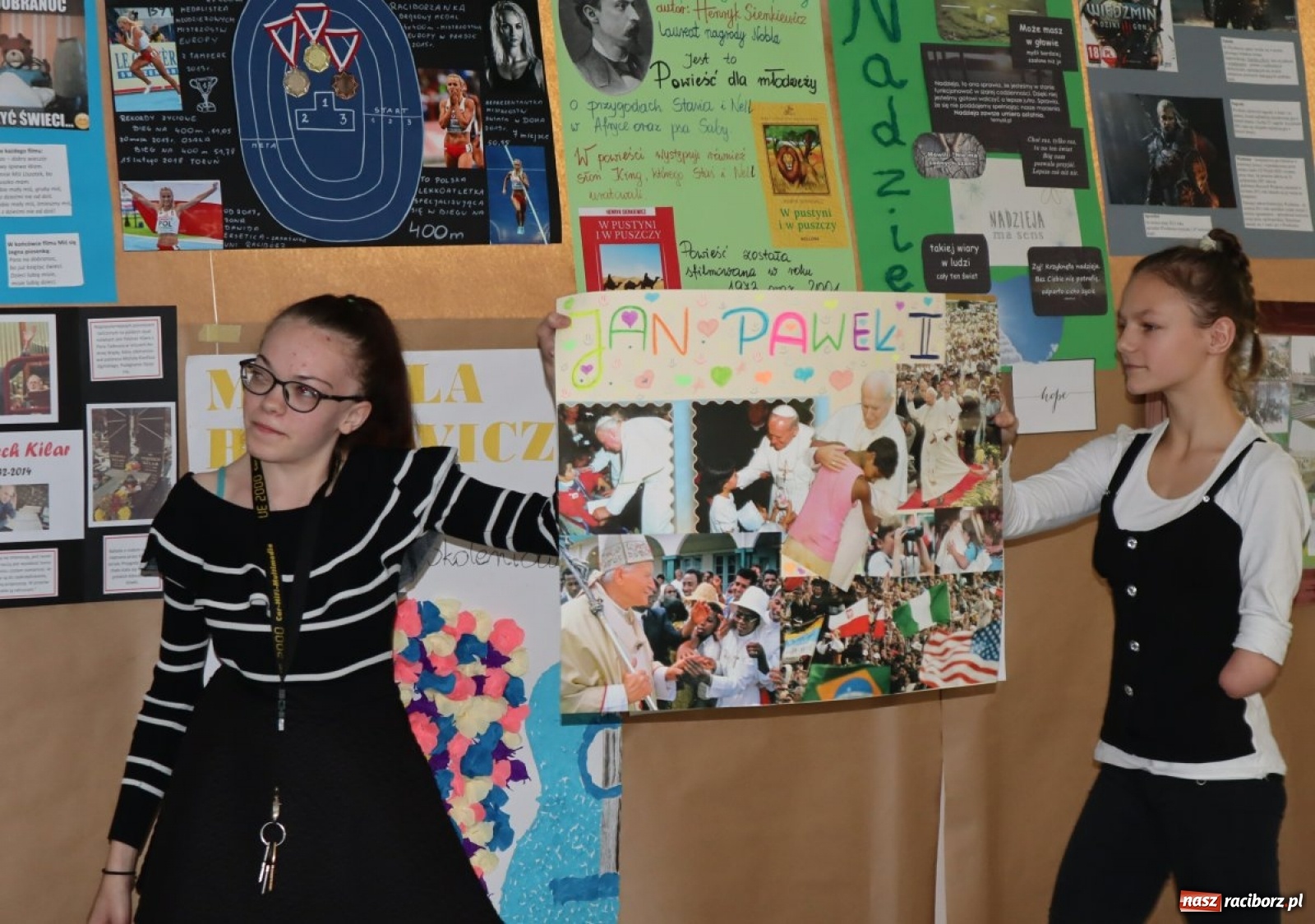 Zdjęcie w galerii na portalu naszraciborz.pl: Patriotycznie w ZSS, czyli 101. Rocznica Odzyskania Niepodległości  wiadomości z regionu