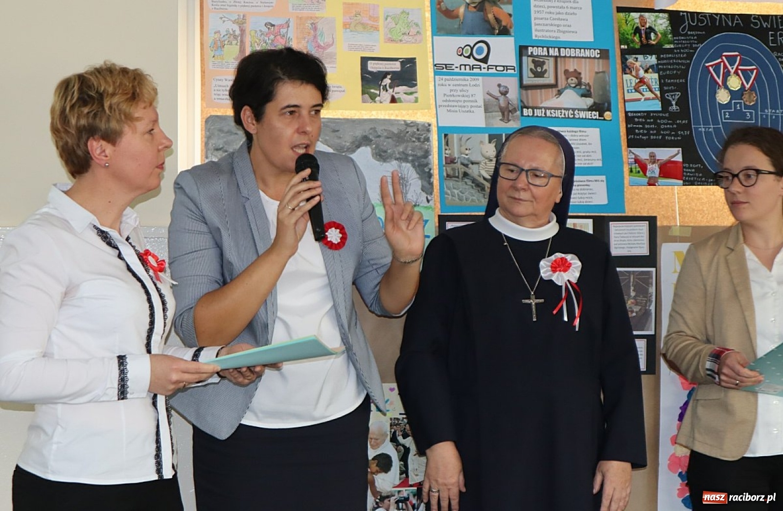 Zdjęcie w galerii na portalu naszraciborz.pl: Patriotycznie w ZSS, czyli 101. Rocznica Odzyskania Niepodległości  wiadomości z regionu