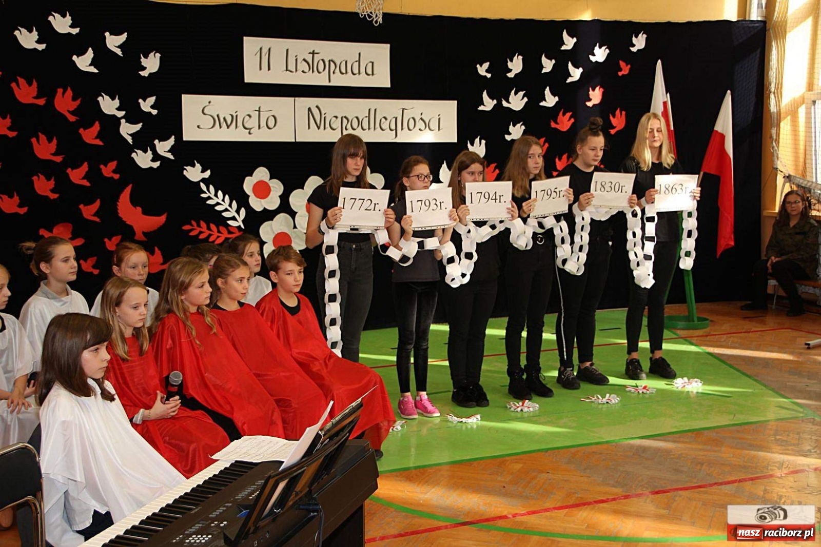 Zdjęcie w galerii na portalu naszraciborz.pl: Raciborska Trzynastka o trudnych losach Ojczyzny  wiadomości z regionu