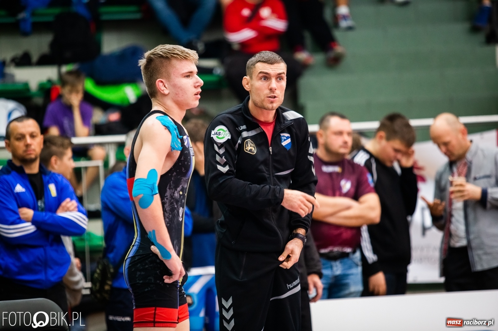 Zdjęcie w galerii na portalu naszraciborz.pl: Mistrzostwa Polski Młodzików w Zapasach w Arenie Rafako wiadomości z regionu