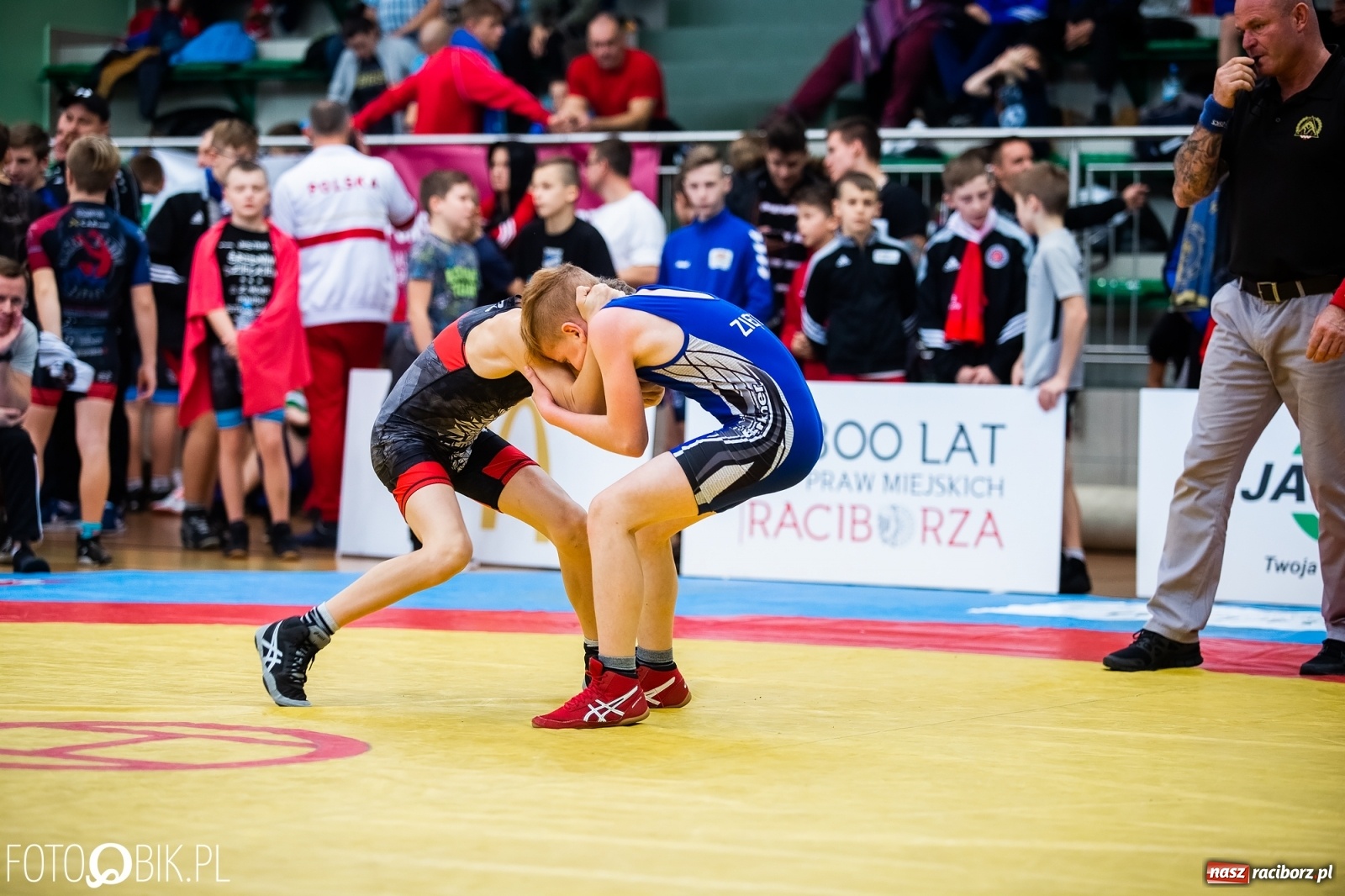Zdjęcie w galerii na portalu naszraciborz.pl: Mistrzostwa Polski Młodzików w Zapasach w Arenie Rafako wiadomości z regionu