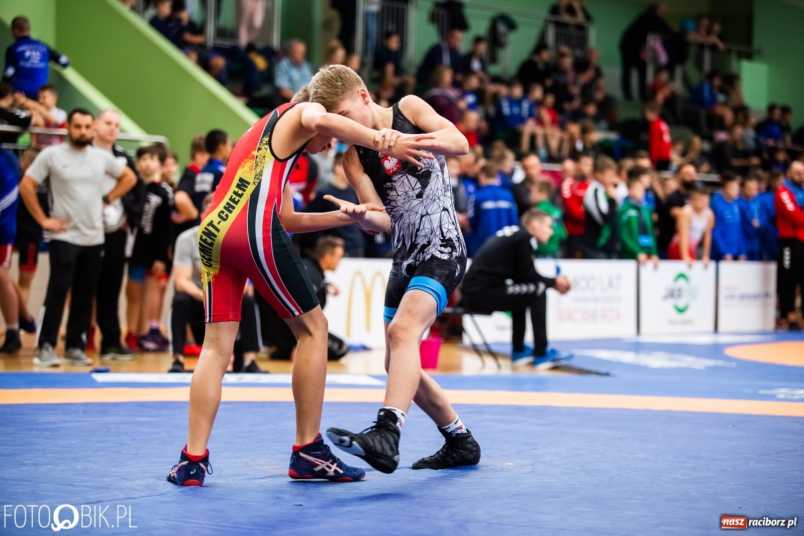 Zdjęcie w galerii na portalu naszraciborz.pl: Mistrzostwa Polski Młodzików w Zapasach w Arenie Rafako wiadomości z regionu