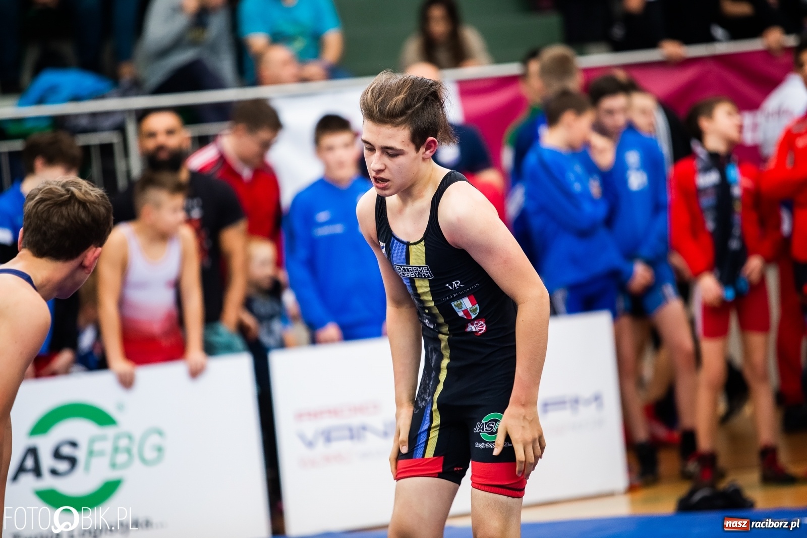 Zdjęcie w galerii na portalu naszraciborz.pl: Mistrzostwa Polski Młodzików w Zapasach w Arenie Rafako wiadomości z regionu