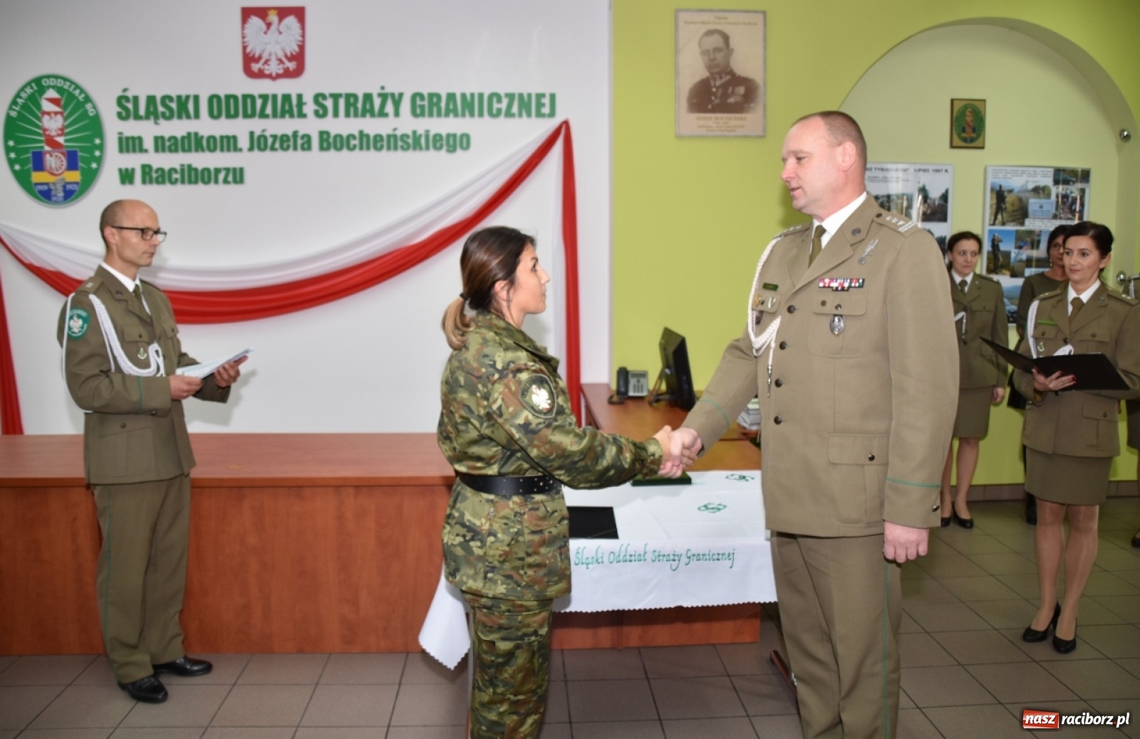 Zdjęcie w galerii na portalu naszraciborz.pl: Ślubowanie i awanse u śląskich pograniczników wiadomości z regionu