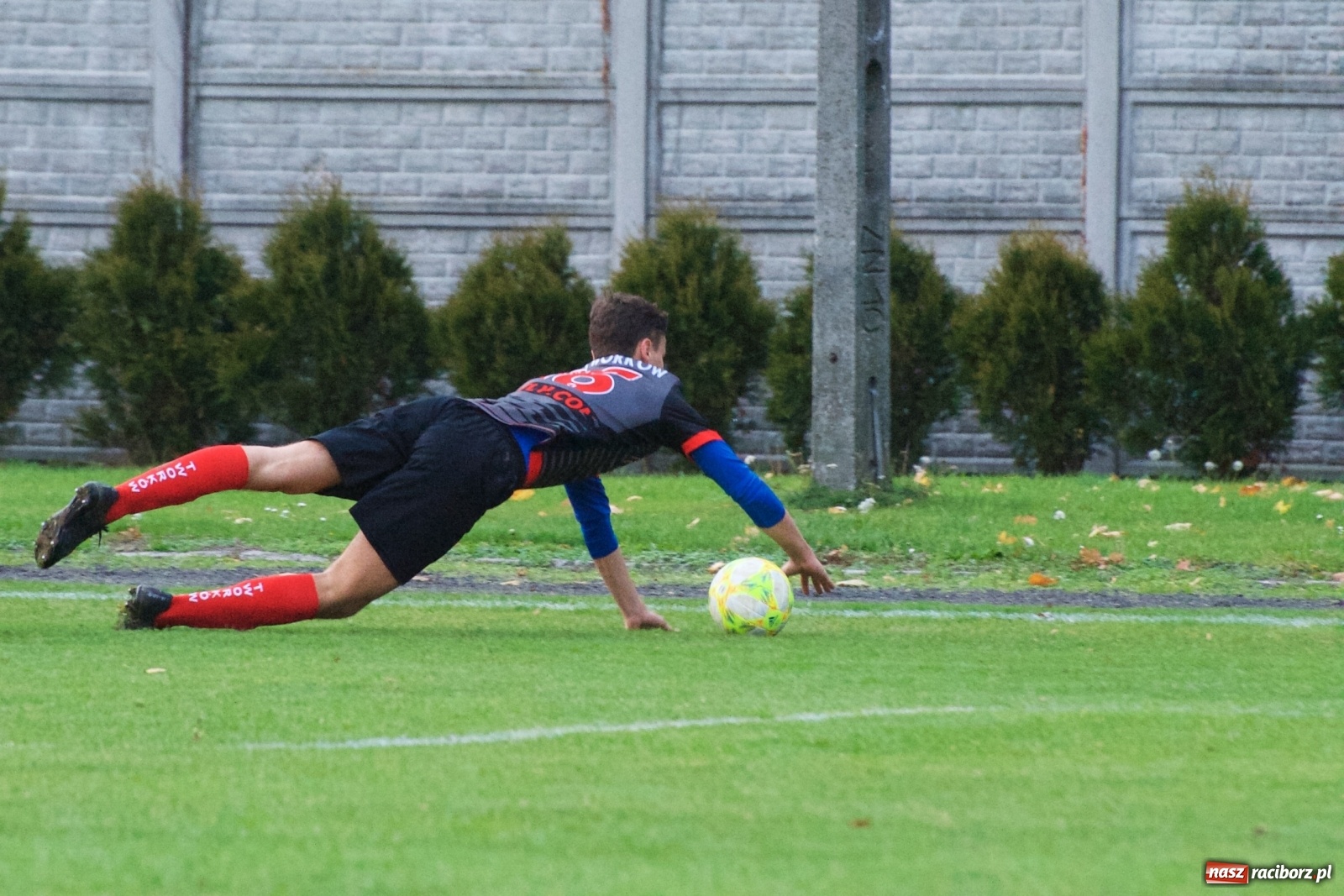 Zdjęcie w galerii na portalu naszraciborz.pl: Zmiennicy dobili rezerwy ROW-u [FOTO i WIDEO] wiadomości z regionu
