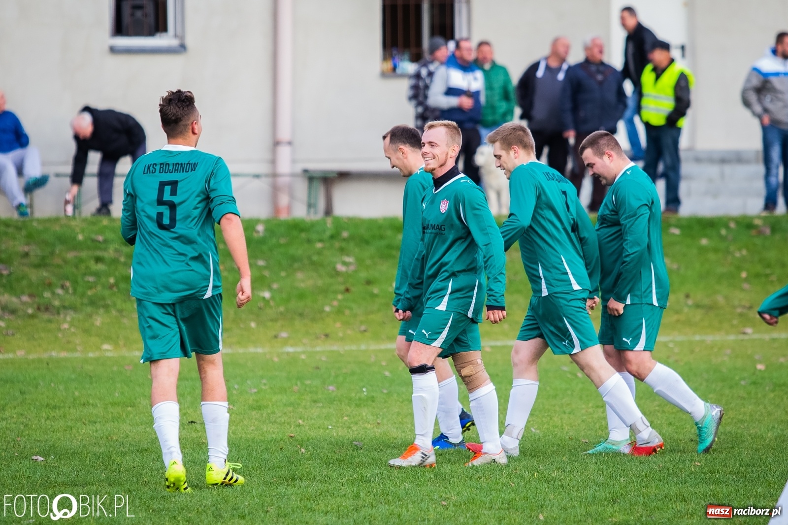 Zdjęcie w galerii na portalu naszraciborz.pl: Bojanów pozostaje czerwoną latarnią C klasy wiadomości z regionu