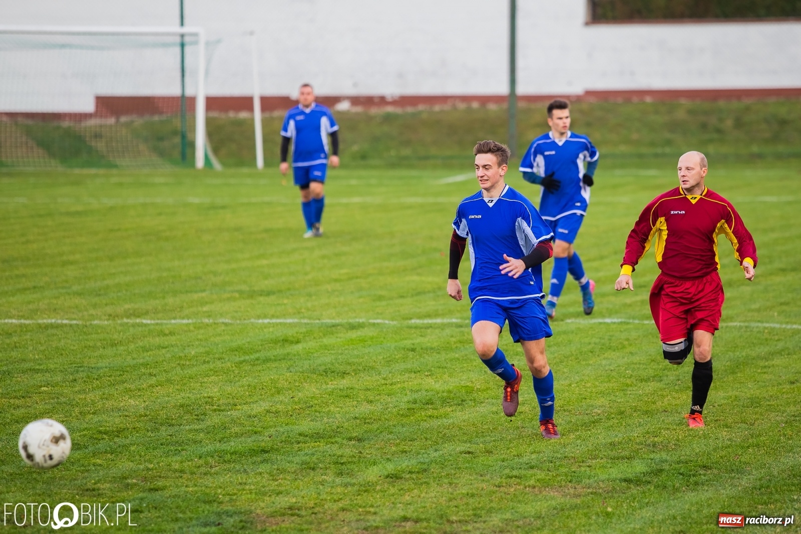 Zdjęcie w galerii na portalu naszraciborz.pl: Niespodzianka w Bolesławiu. Drugi zespół Brzezia lepszy od Ruchu! wiadomości z regionu