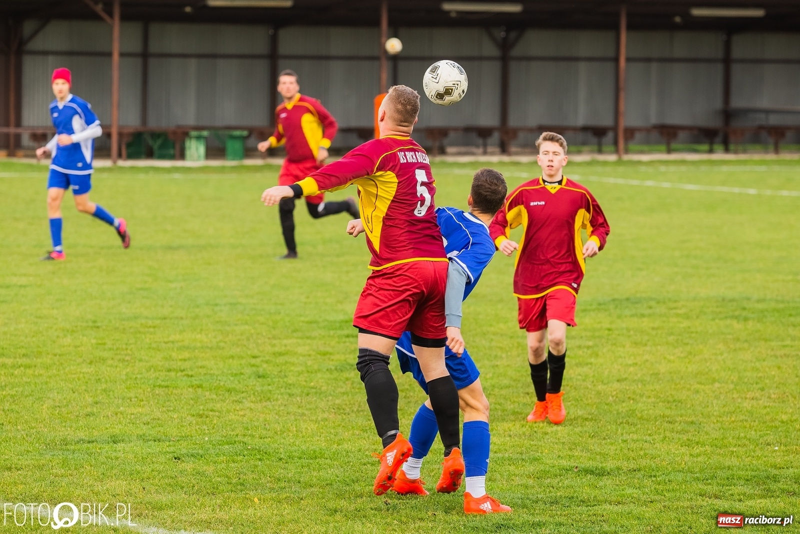 Zdjęcie w galerii na portalu naszraciborz.pl: Niespodzianka w Bolesławiu. Drugi zespół Brzezia lepszy od Ruchu! wiadomości z regionu