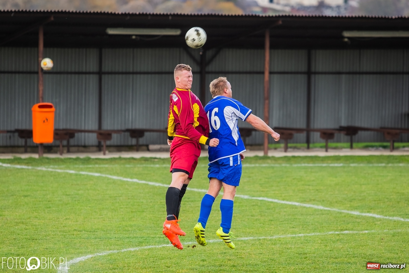 Zdjęcie w galerii na portalu naszraciborz.pl: Niespodzianka w Bolesławiu. Drugi zespół Brzezia lepszy od Ruchu! wiadomości z regionu