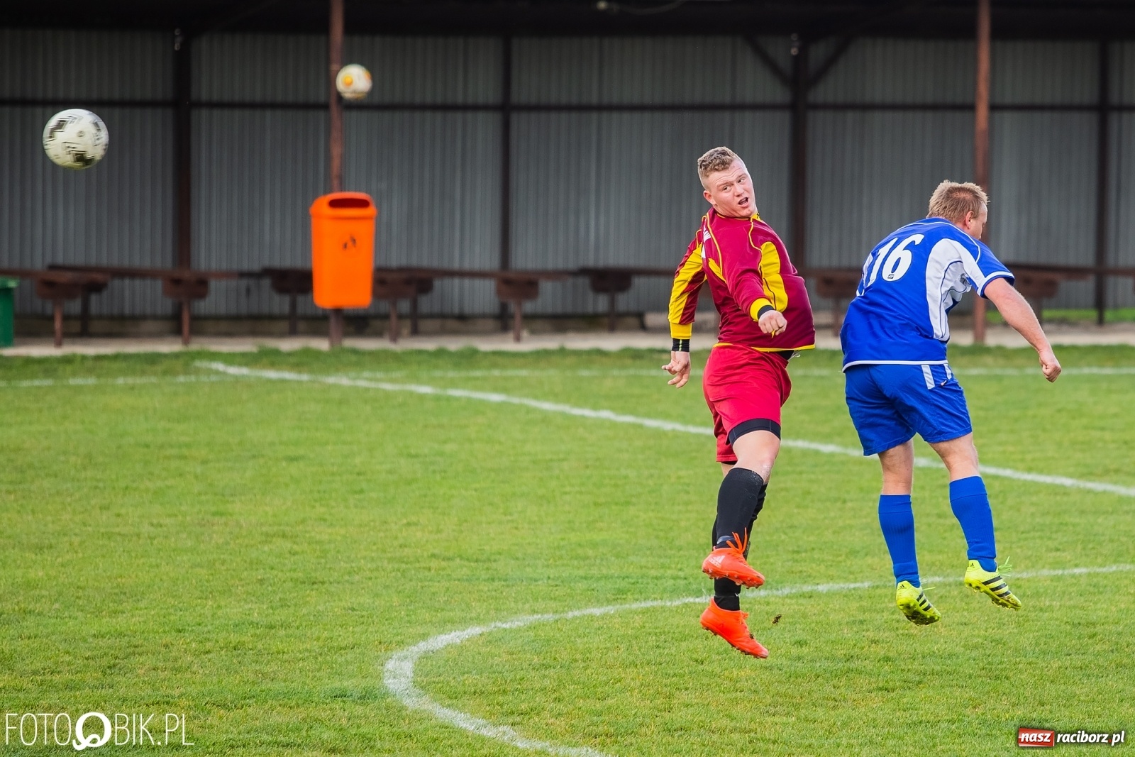 Zdjęcie w galerii na portalu naszraciborz.pl: Niespodzianka w Bolesławiu. Drugi zespół Brzezia lepszy od Ruchu! wiadomości z regionu