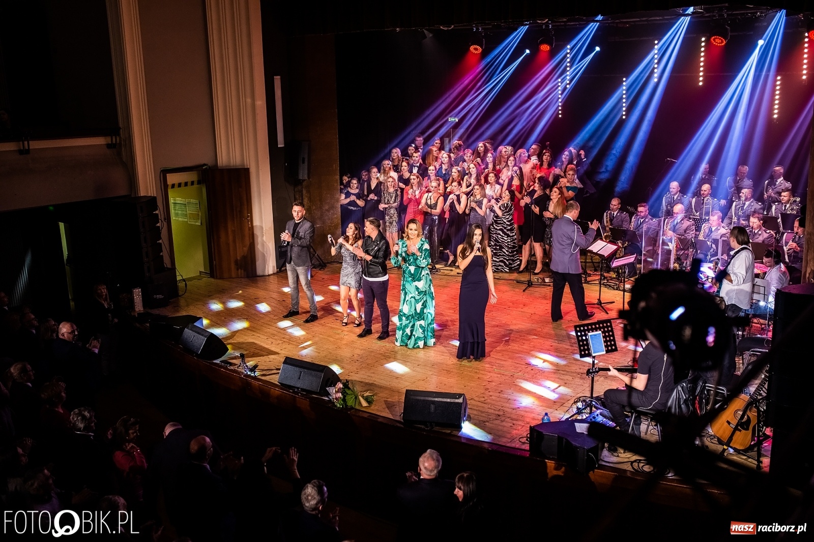 Zdjęcie w galerii na portalu naszraciborz.pl: Srebrny jubileusz raciborskiego MIRAŻU wiadomości z regionu