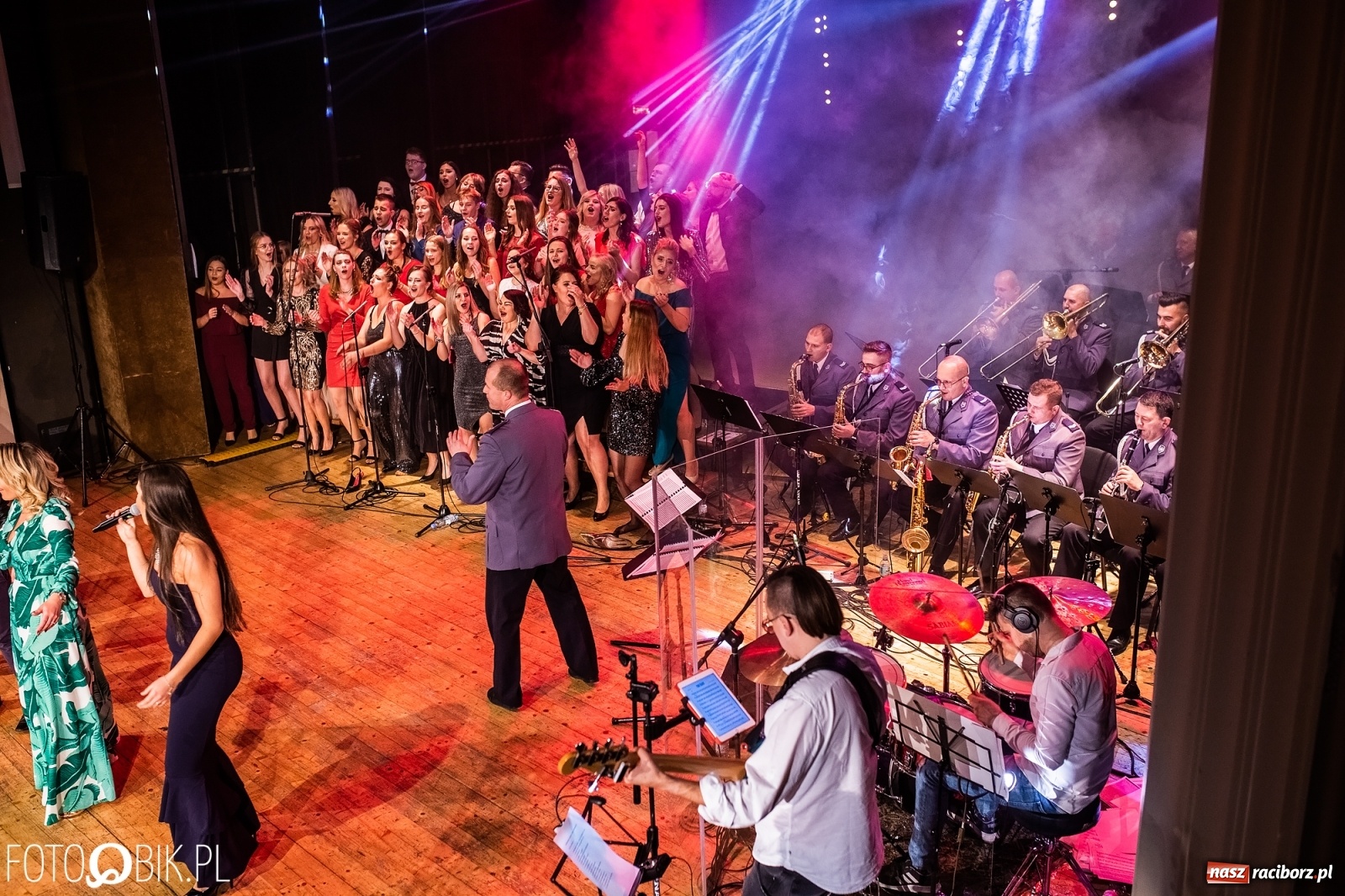 Zdjęcie w galerii na portalu naszraciborz.pl: Srebrny jubileusz raciborskiego MIRAŻU wiadomości z regionu