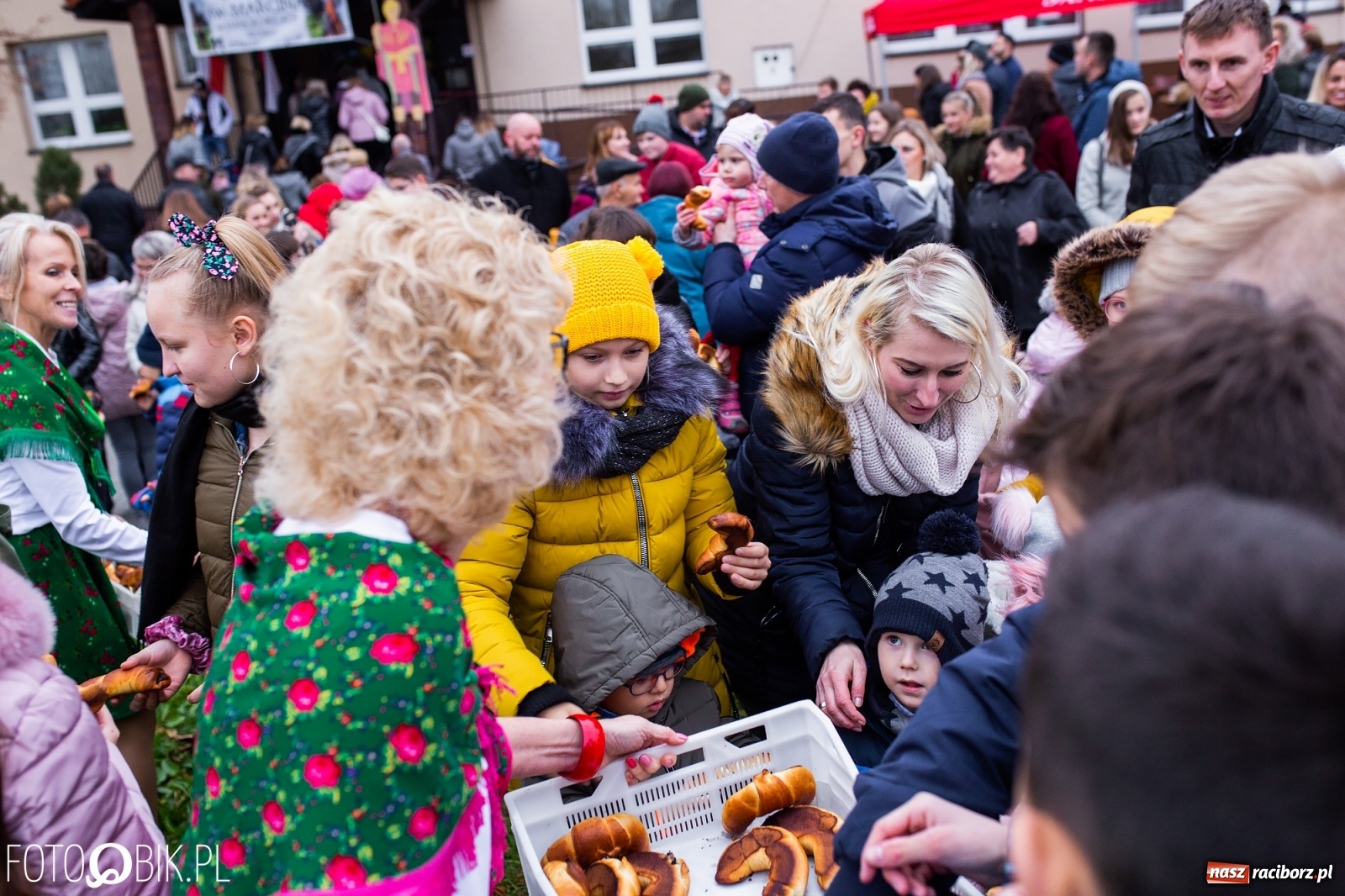 Zdjęcie w galerii na portalu naszraciborz.pl: Obchody dnia świętego Marcina w Samborowicach wiadomości z regionu