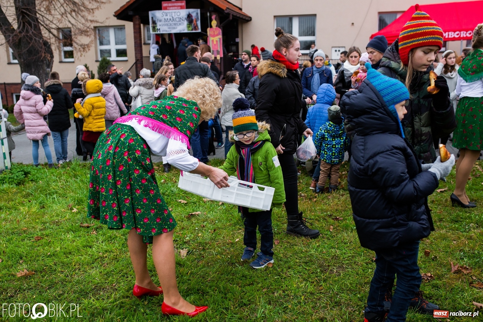 Zdjęcie w galerii na portalu naszraciborz.pl: Obchody dnia świętego Marcina w Samborowicach wiadomości z regionu