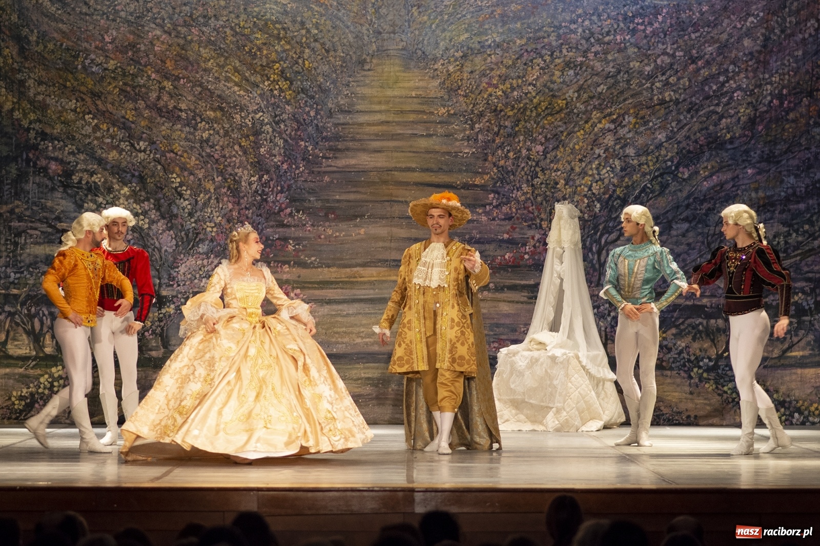 Zdjęcie w galerii na portalu naszraciborz.pl: Śpiąca królewna na deskach RCK [FOTO] wiadomości z regionu