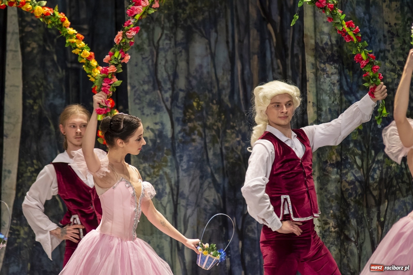 Zdjęcie w galerii na portalu naszraciborz.pl: Śpiąca królewna na deskach RCK [FOTO] wiadomości z regionu