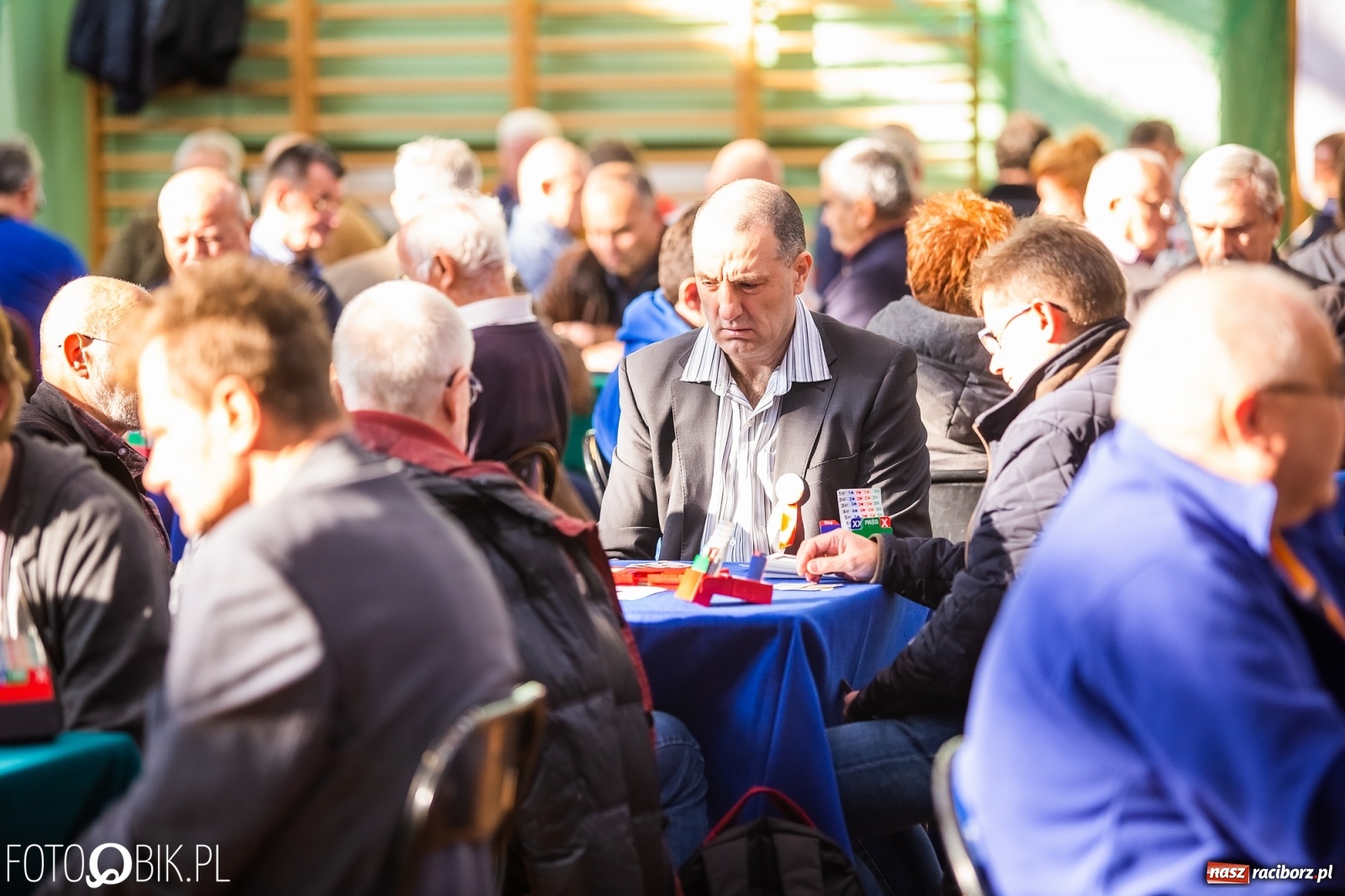 Zdjęcie w galerii na portalu naszraciborz.pl: Turniej Brydża o Podkowę Kasztanki Marszałka w Arenie Rafako wiadomości z regionu