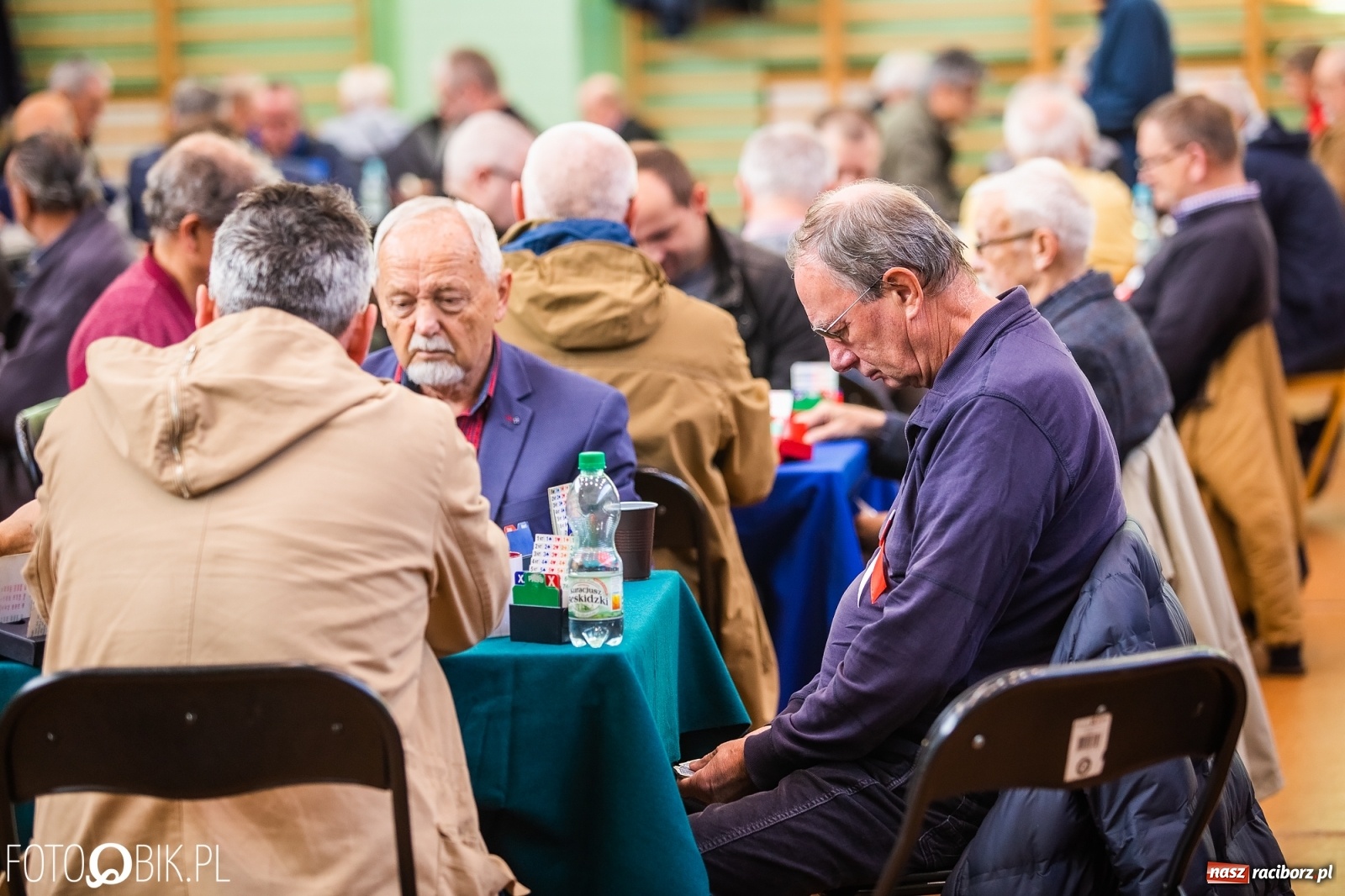 Zdjęcie w galerii na portalu naszraciborz.pl: Turniej Brydża o Podkowę Kasztanki Marszałka w Arenie Rafako wiadomości z regionu