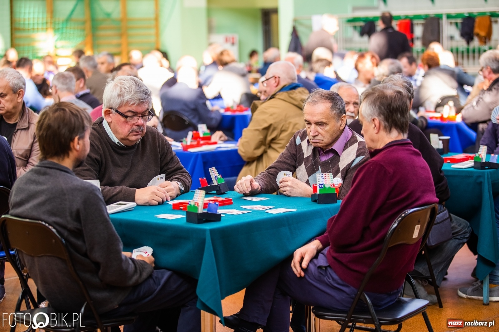 Zdjęcie w galerii na portalu naszraciborz.pl: Turniej Brydża o Podkowę Kasztanki Marszałka w Arenie Rafako wiadomości z regionu