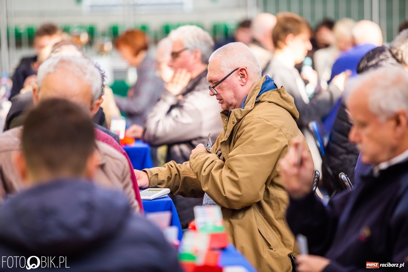 Zdjęcie w galerii na portalu naszraciborz.pl: Turniej Brydża o Podkowę Kasztanki Marszałka w Arenie Rafako wiadomości z regionu