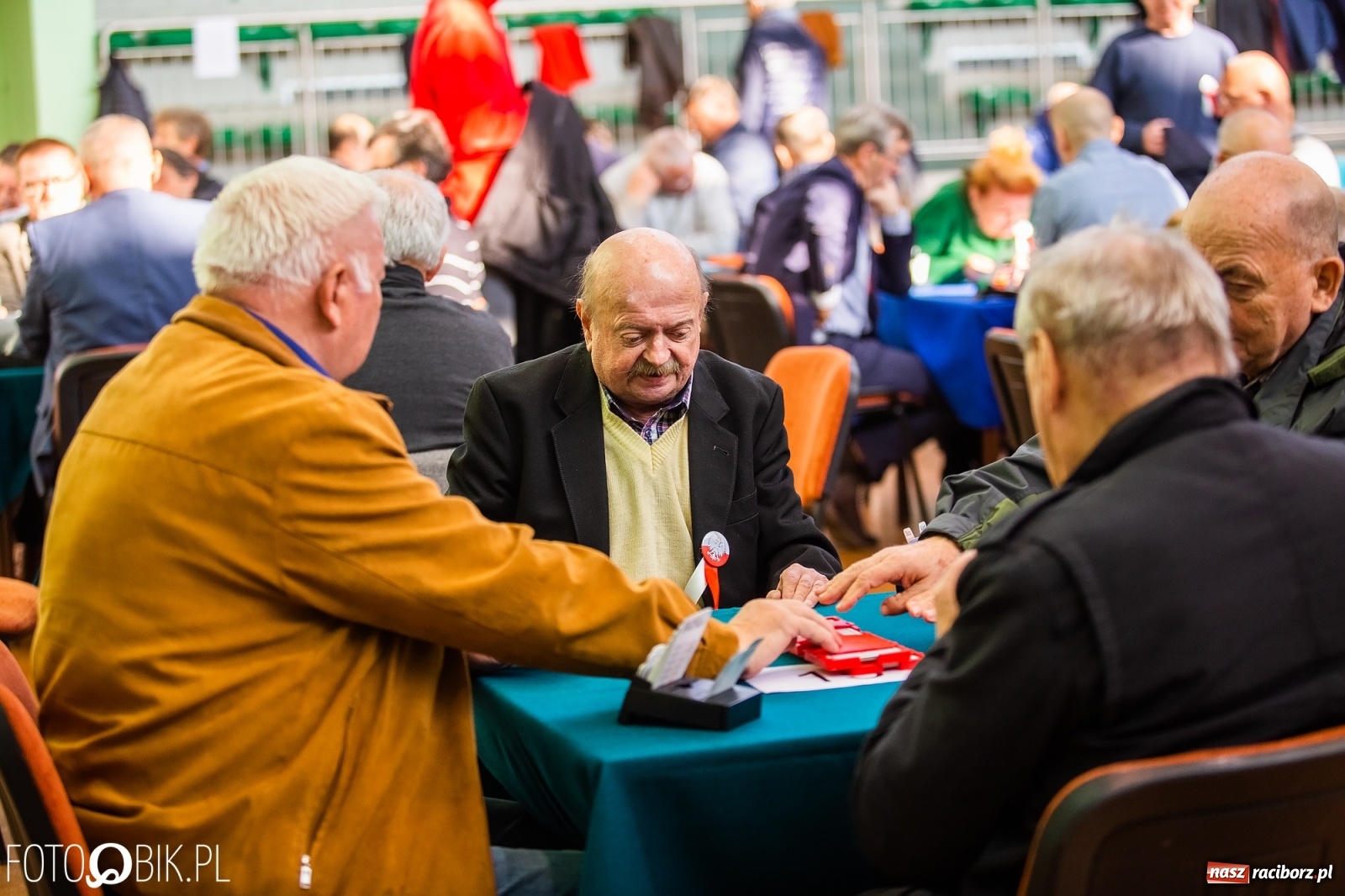 Zdjęcie w galerii na portalu naszraciborz.pl: Turniej Brydża o Podkowę Kasztanki Marszałka w Arenie Rafako wiadomości z regionu