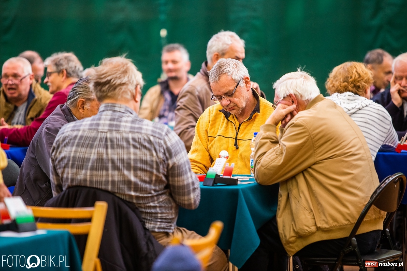 Zdjęcie w galerii na portalu naszraciborz.pl: Turniej Brydża o Podkowę Kasztanki Marszałka w Arenie Rafako wiadomości z regionu
