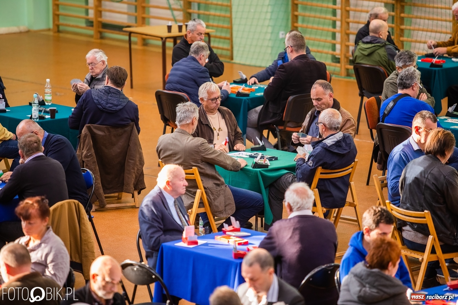 Zdjęcie w galerii na portalu naszraciborz.pl: Turniej Brydża o Podkowę Kasztanki Marszałka w Arenie Rafako wiadomości z regionu