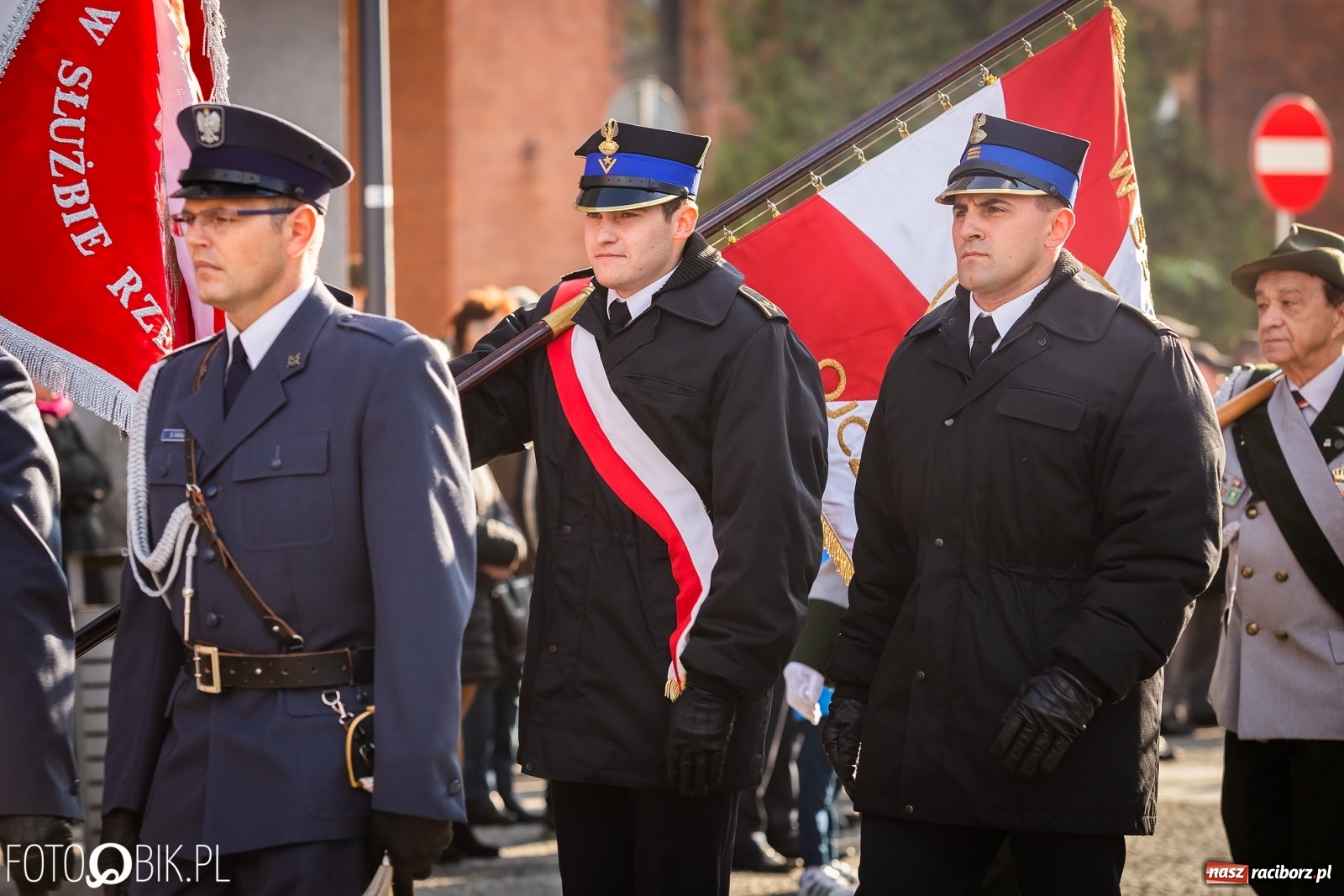 Zdjęcie w galerii na portalu naszraciborz.pl: Święto Niepodległości. Niech żyje Polska, niech żyje Racibórz!  wiadomości z regionu