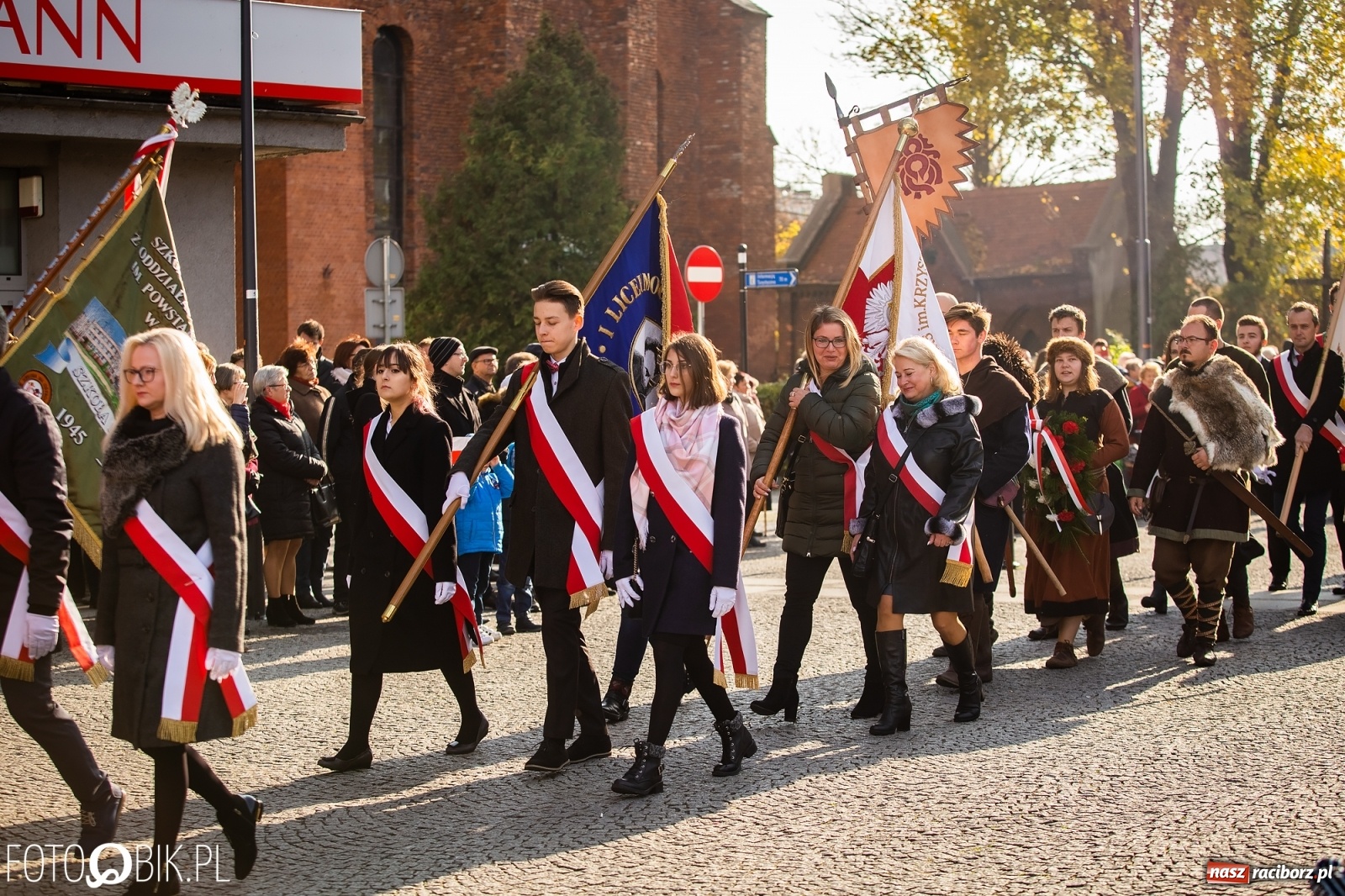 Zdjęcie w galerii na portalu naszraciborz.pl: Święto Niepodległości. Niech żyje Polska, niech żyje Racibórz!  wiadomości z regionu