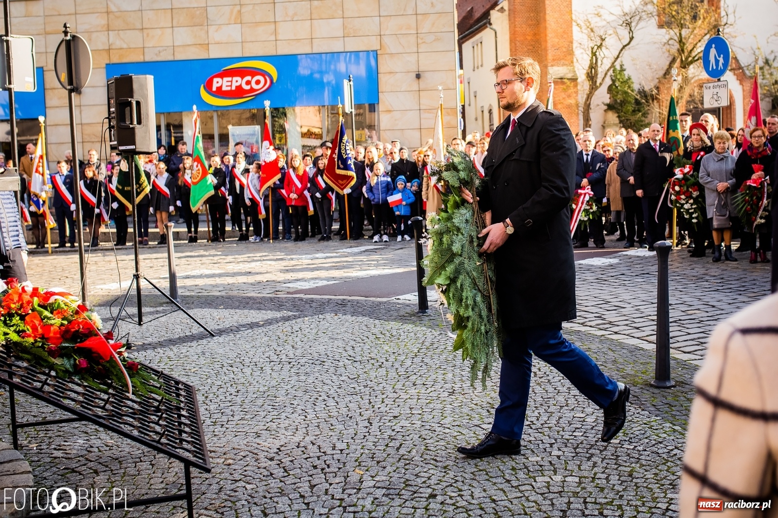 Zdjęcie w galerii na portalu naszraciborz.pl: Święto Niepodległości. Niech żyje Polska, niech żyje Racibórz!  wiadomości z regionu
